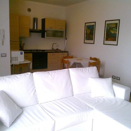 Apartamento Castelgabbiano Castel Gabbiano Habitación foto