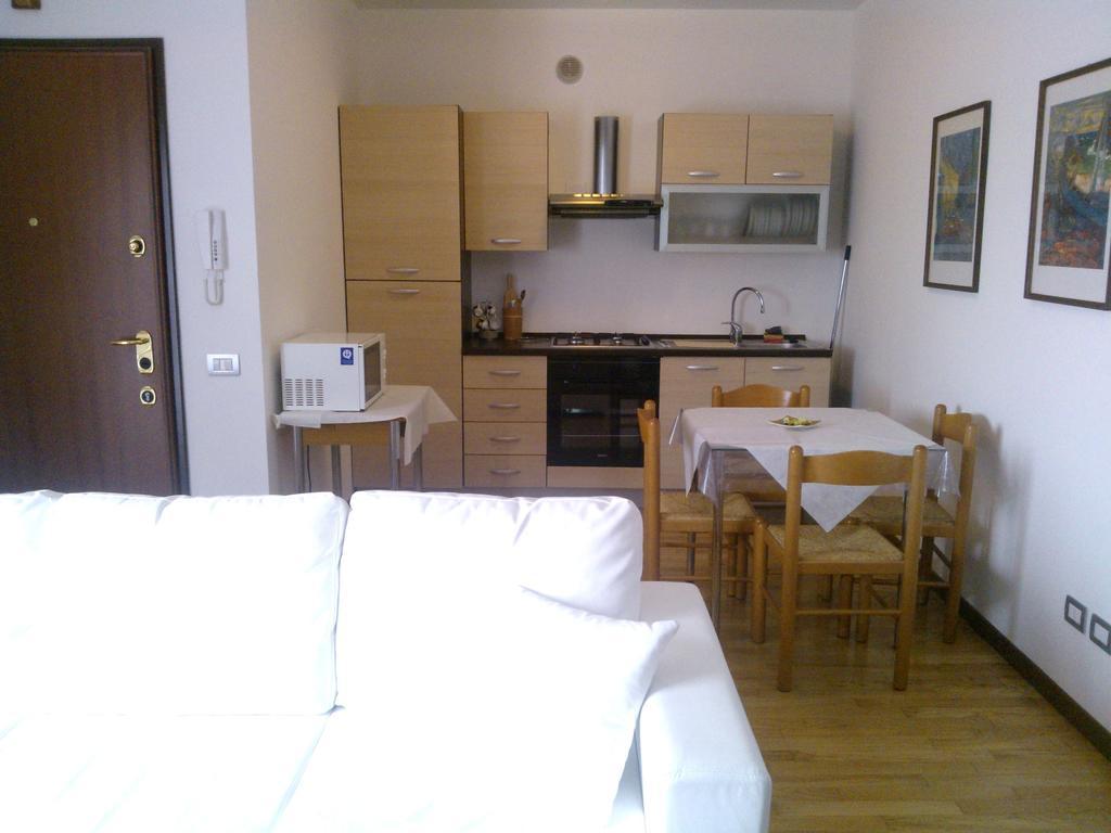 Apartamento Castelgabbiano Castel Gabbiano Habitación foto